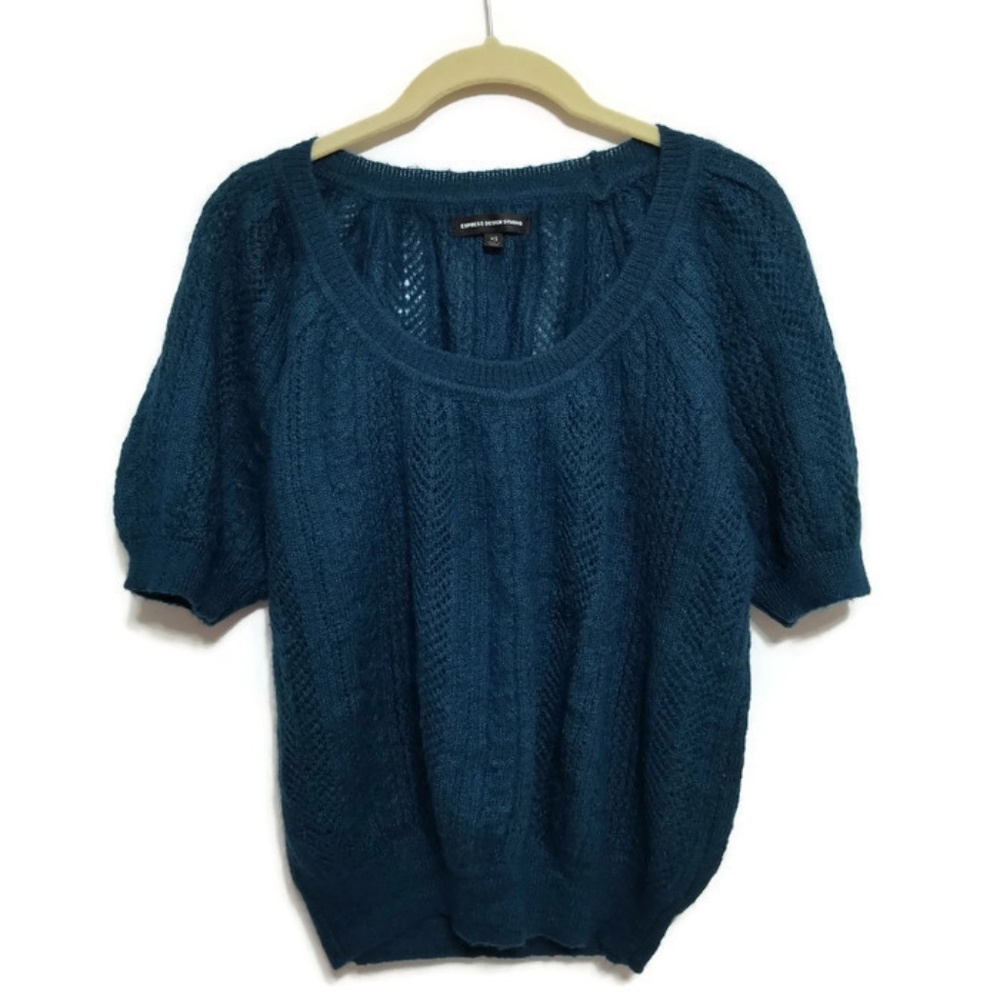 🎁3/$15 Express Scoop Neck Sweater